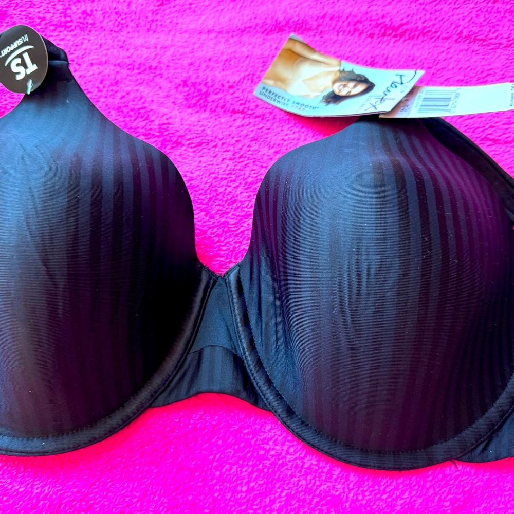 NWT Playtex Secrets Perfectly Smooth Underwire Black